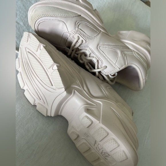 Monochromatic sneaker size 38 - Picture 9 of 9